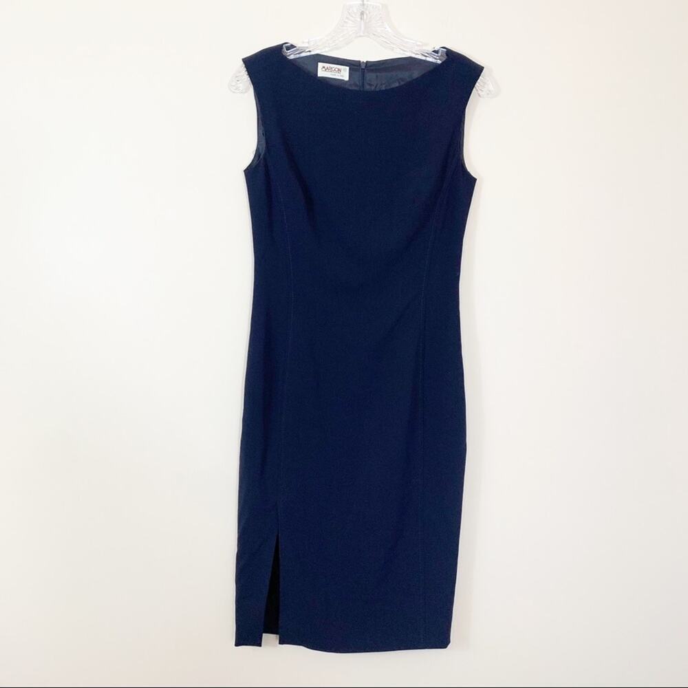 Margon Virgin Wool Navy Sleeveless Sheath Dress